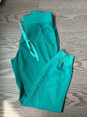 FIGS High Waisted Zamora Jogger Scrub Pants xs Petite Length